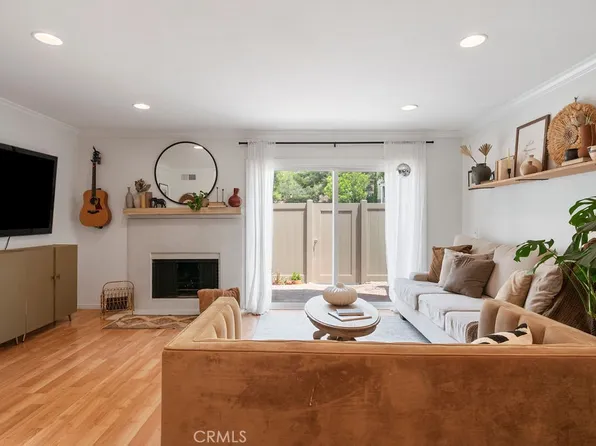 285 N Singingwood St Unit 3, Orange, CA 92869