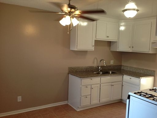 1st image of 1114 W 18th St APT 5
