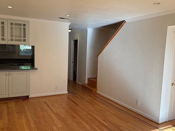 4th image of 6151 Camino Verde Dr APT D