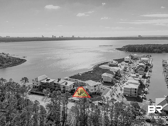 5th image of Diberville Ln