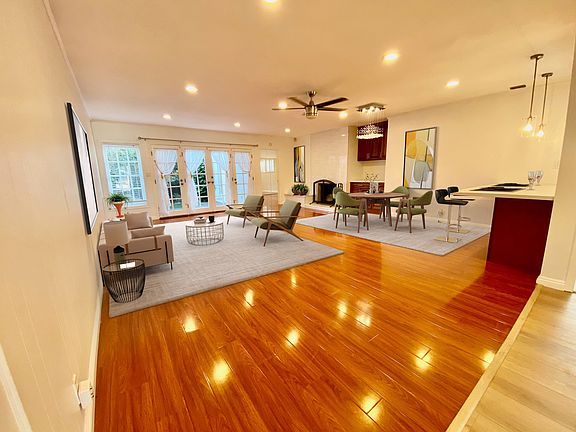 4th image of 2817 Coolidge Ave