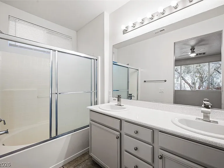 5618 Indian Springs St — Photo 22