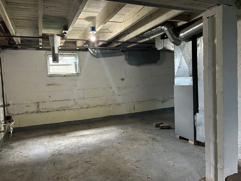 118 Floral Ct — Photo 31