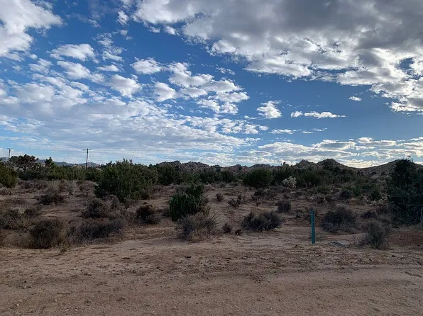 56479 Duarte St, Yucca Valley, CA 92284