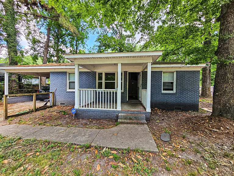354 Deloach Ave — Photo 1