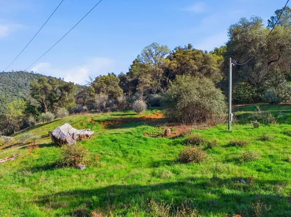 11676 Hemphill Ln, Sonora, CA 95370