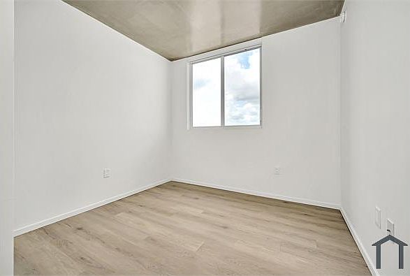 1st image of 475 NE 125th St #703