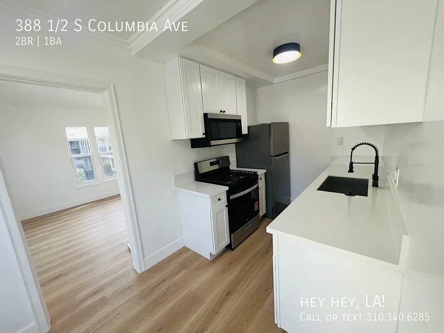 388 1/2 S Columbia Ave