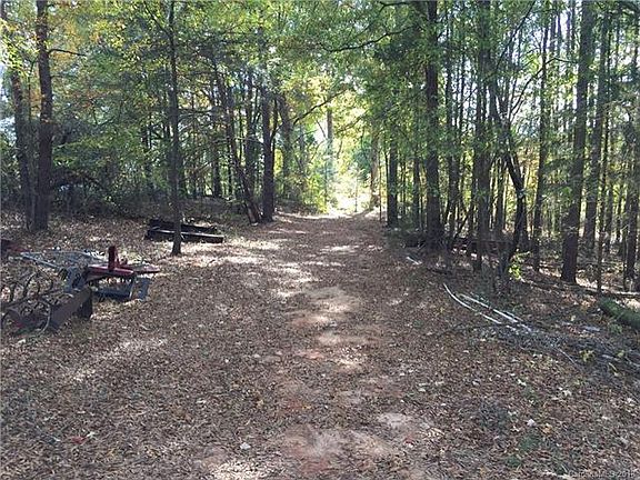 5th image of 16711 Mooresville Rd