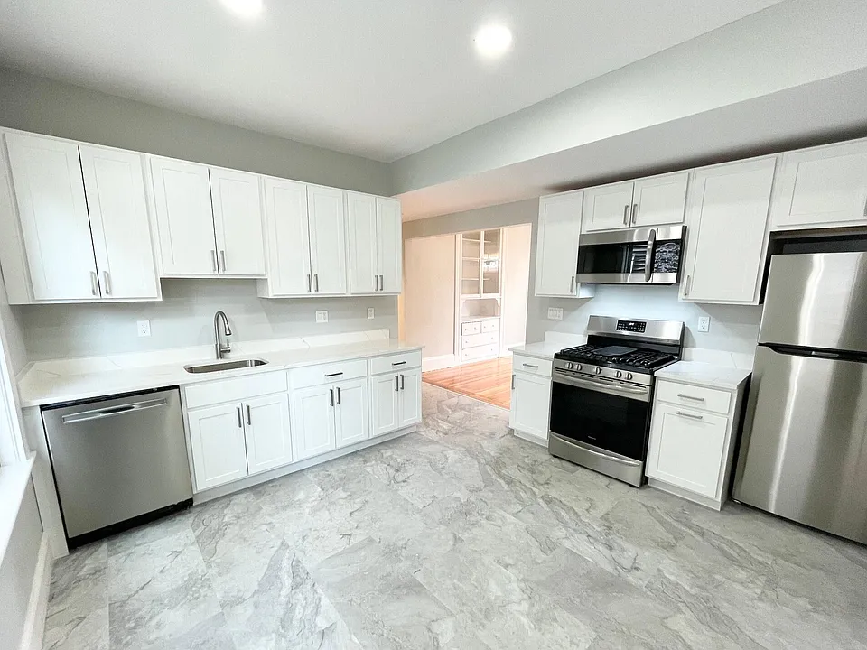 159 Boston St #1