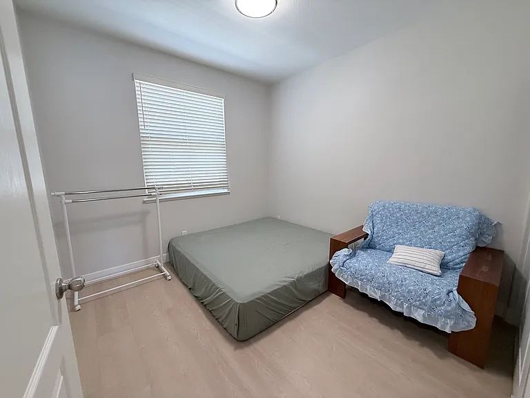 2051 Oakland Rd — Photo 12