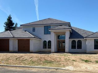 3076 Lester Ave, Clovis, CA