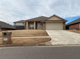 2335 Shell Dr, Midwest City, OK 73130