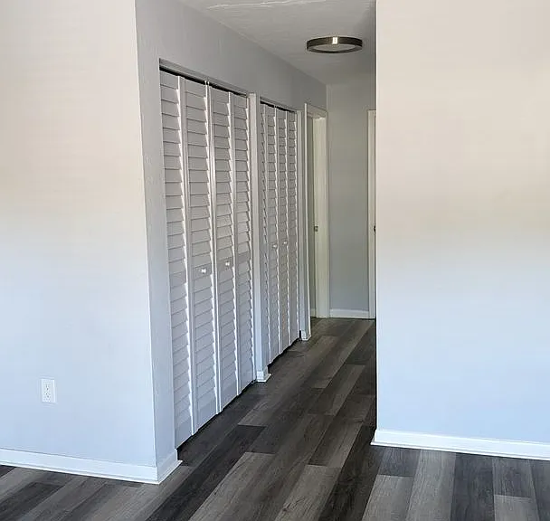 3924 SW 26th Dr #6 — Photo 6