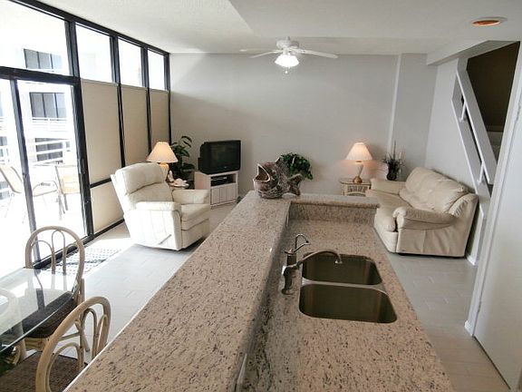 3rd image of 1000 Padre Blvd Unit 509