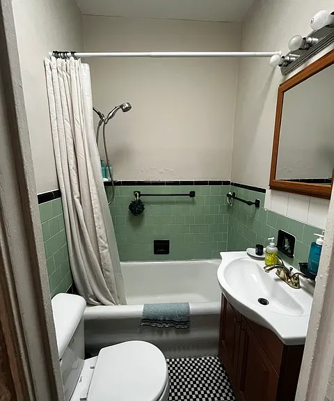 3015-25 N Milwaukee Ave #212 — Photo 11