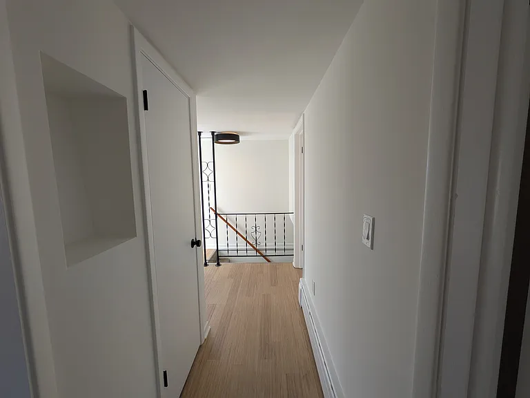1516 Lee St — Photo 19