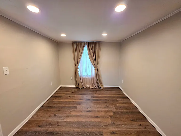 2821 Hillcrest Ave #7 — Photo 18