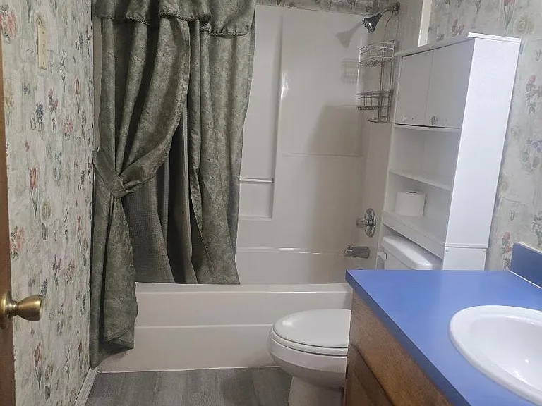 1483 S Waco St — Photo 11