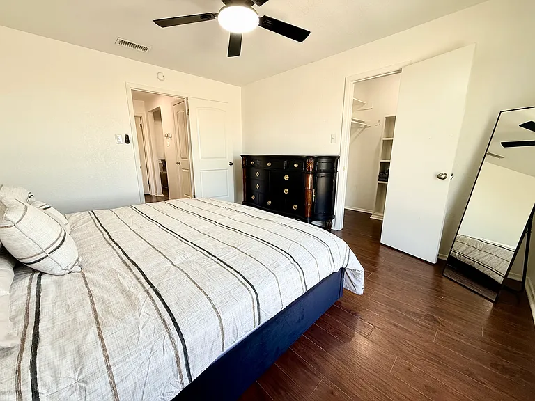 1402 Westheimer Rd #226 — Photo 8