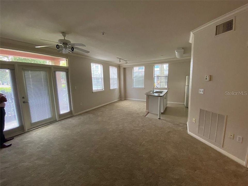 1st image of 911 N Orange Ave APT 116