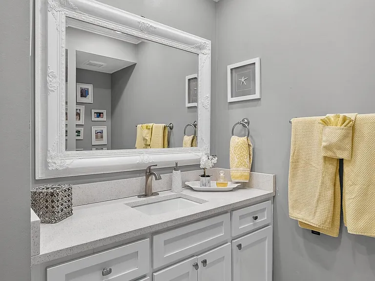 605 Brackenwood Cv — Photo 27