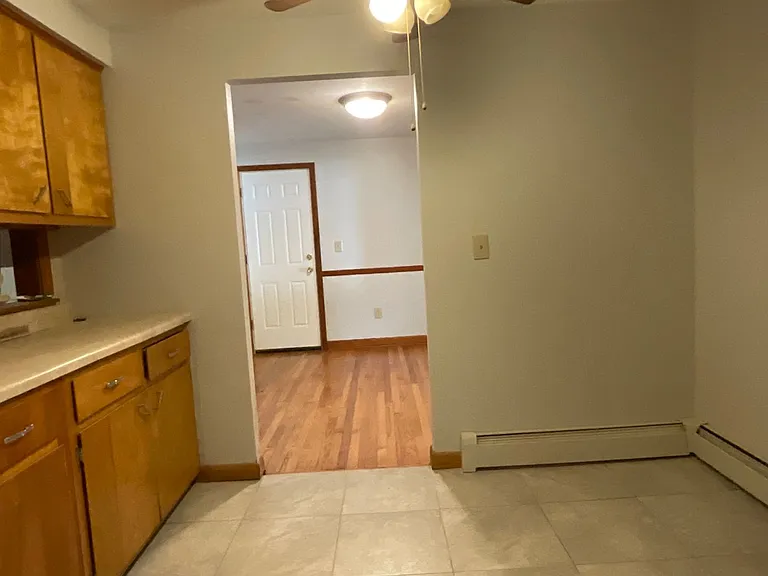 2 Eastview Dr — Photo 8