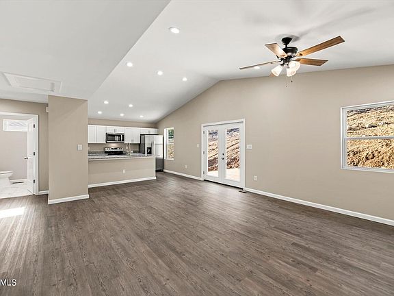 2nd image of 3125 Greenway Dr Lot 4R
