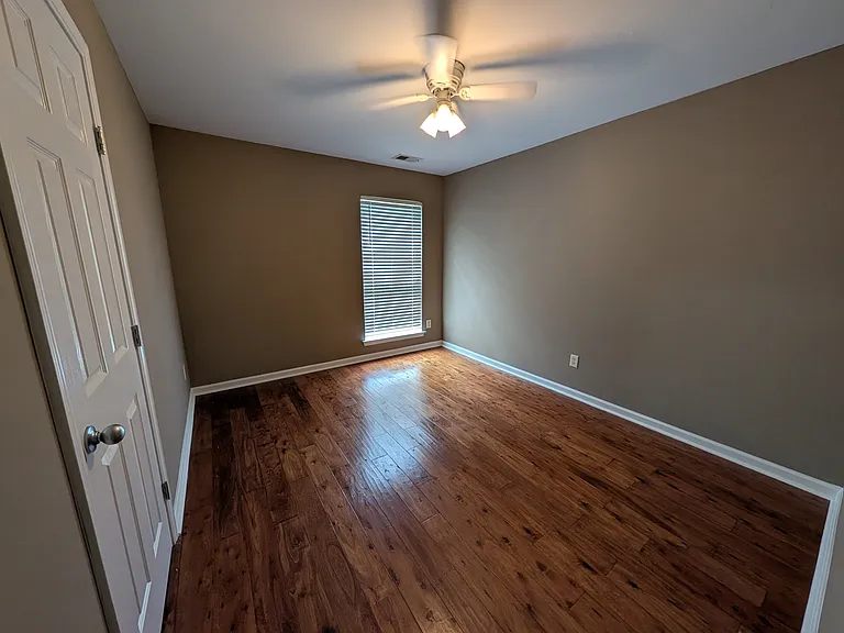 323 Forest Lakes Dr — Photo 11