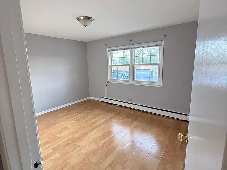4337 Prescott Ave #2C — Photo 5