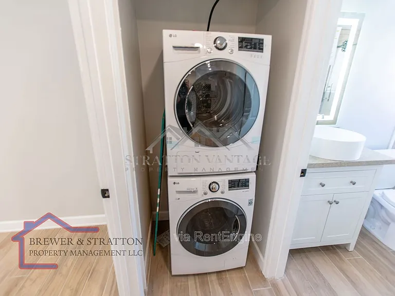 351 E Thomas Rd #D305 — Photo 15