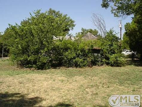 4th image of 7589 Williams Ave