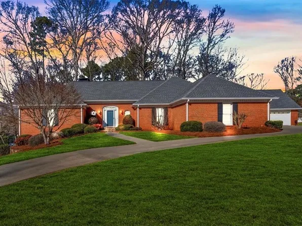 12195 Mountain Laurel Dr, Roswell, GA 30075