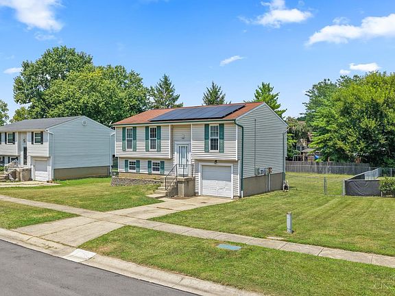 2nd image of 187 Circle Dr