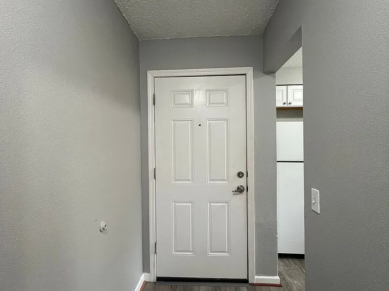 Briar Rose Apartments — Photo 19