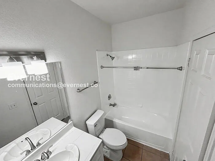 5922 W Vegas Dr — Photo 16