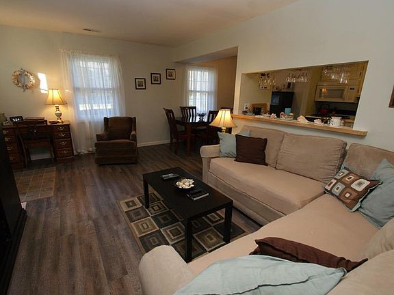 5th image of 4411 London Ct