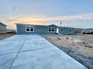 4209 Mimosa St, Carlsbad, NM 88220