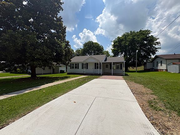 2nd image of 903 Chickasaw Trl