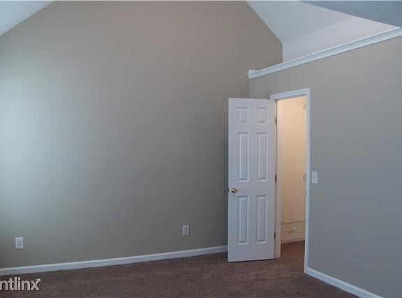 4th image of 729 Dellwood Dr
