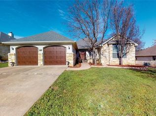 407 Woodland Park Dr, Marble Falls, TX 78654