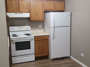 2252 W Nichols Rd #A, Arlington Heights, IL 60004