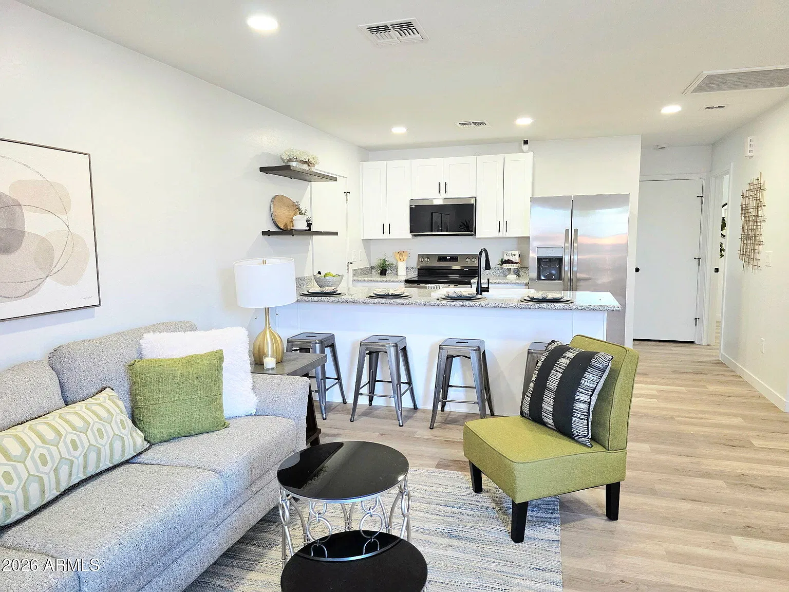 3 bed, 2.0 bath, 1145 sqft, $2,100 — Photo 3