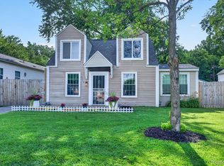 7715 Beech Daly Rd, Taylor, MI 48180