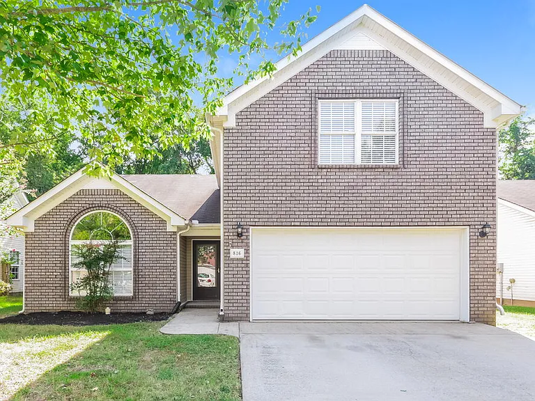 816 Pantera Dr — Photo 1