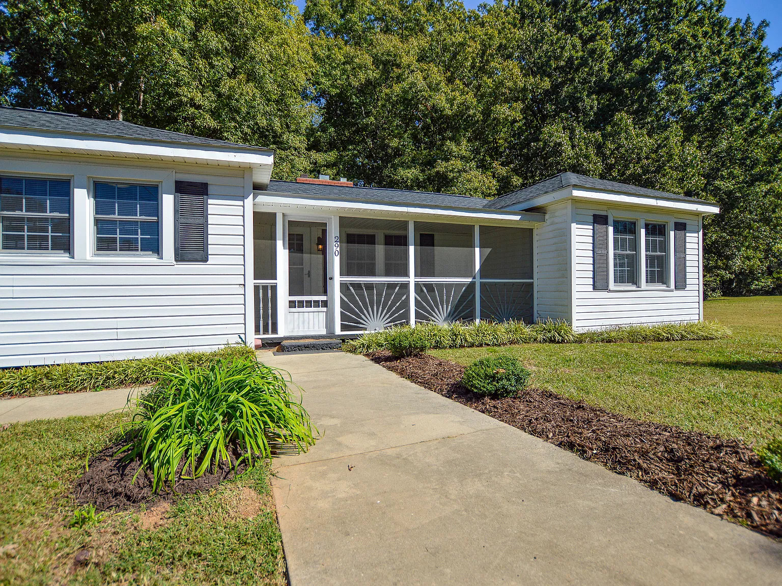 2 bed, 1108 sqft, $2,000 — Photo 3