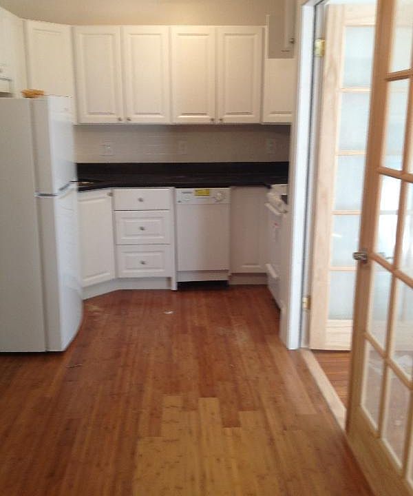 2nd image of 68 Hemenway St #17