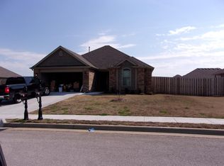 240 Cisterna Dr, Centerton, AR 72719