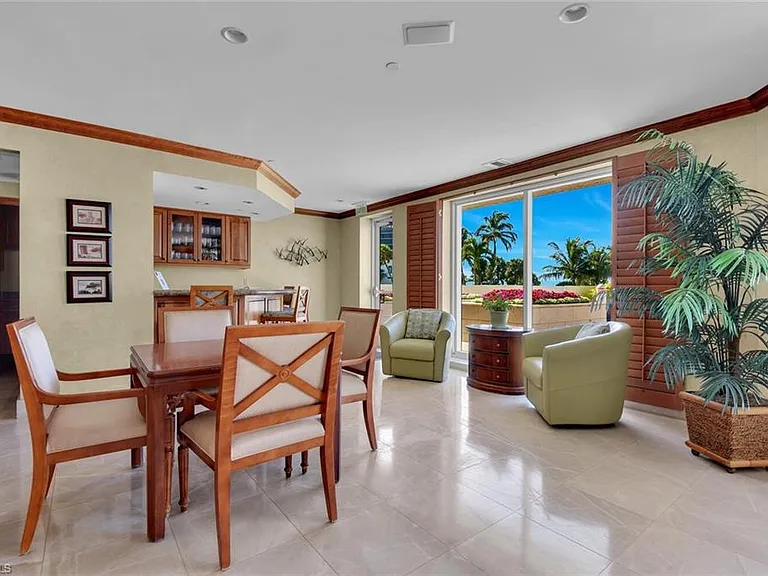 4901 Gulf Shore Blvd N #201 — Photo 31