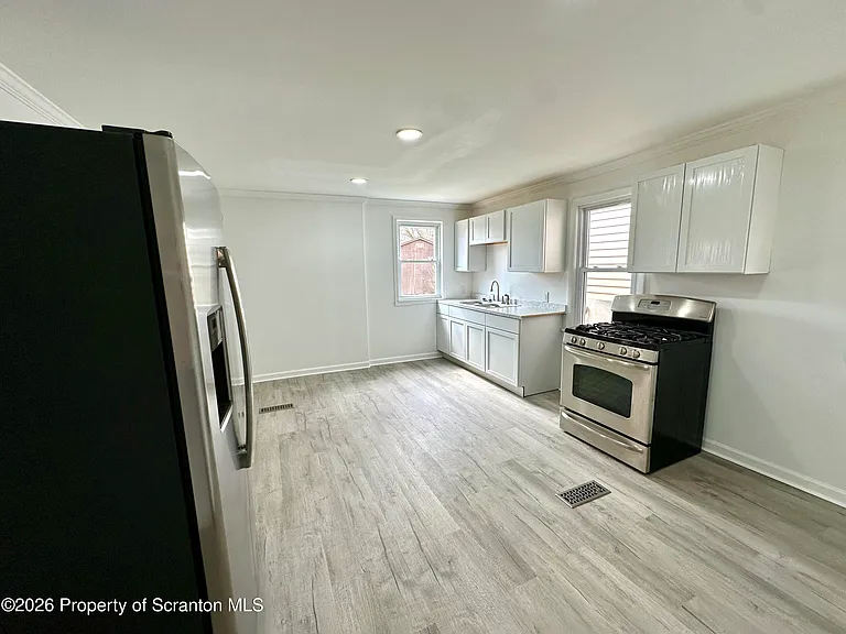 159 Reynolds St — Photo 3